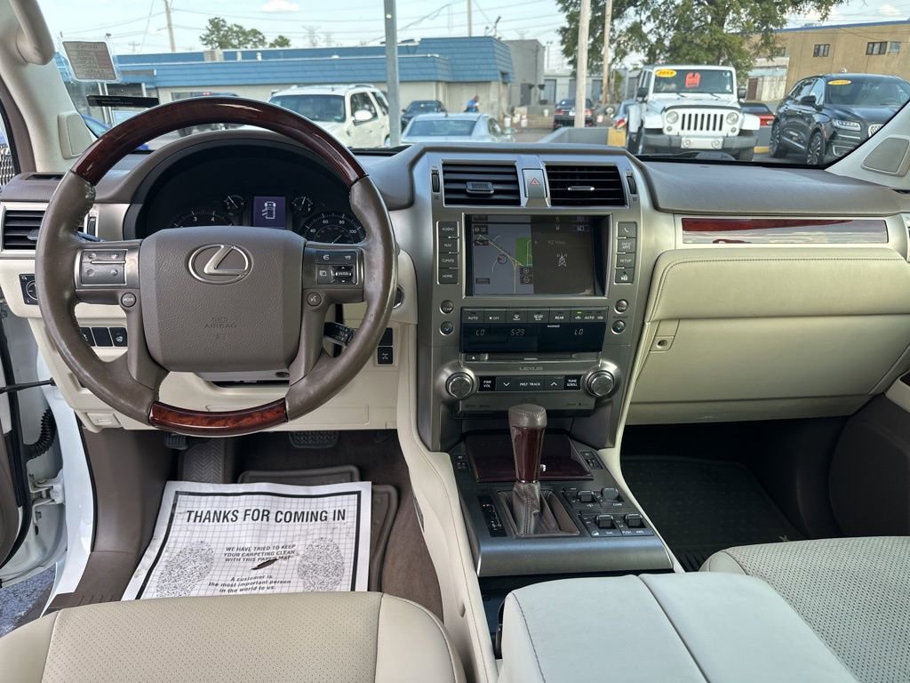 Used 2015 Lexus GX 460 Luxury image 9