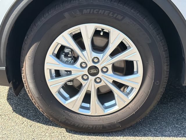 Used 2025 Ford Escape Active FWD image 13