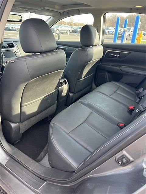 Used 2017 Nissan Altima 2.5 SL w/ Technology Package image 7