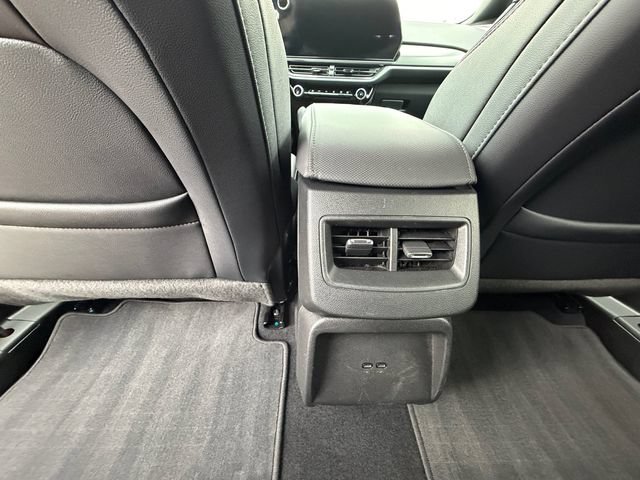 Used 2024 Chevrolet Equinox EV RS FWD image 19