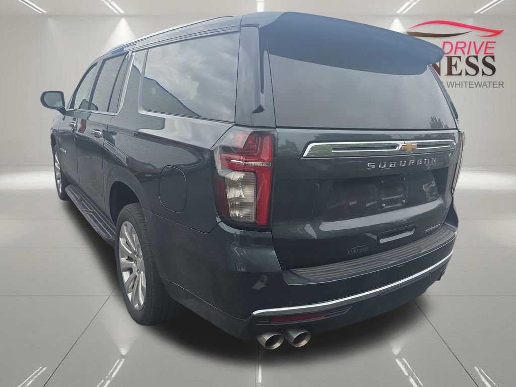 Used 2022 Chevrolet Suburban Premier AWD/4WD image 4