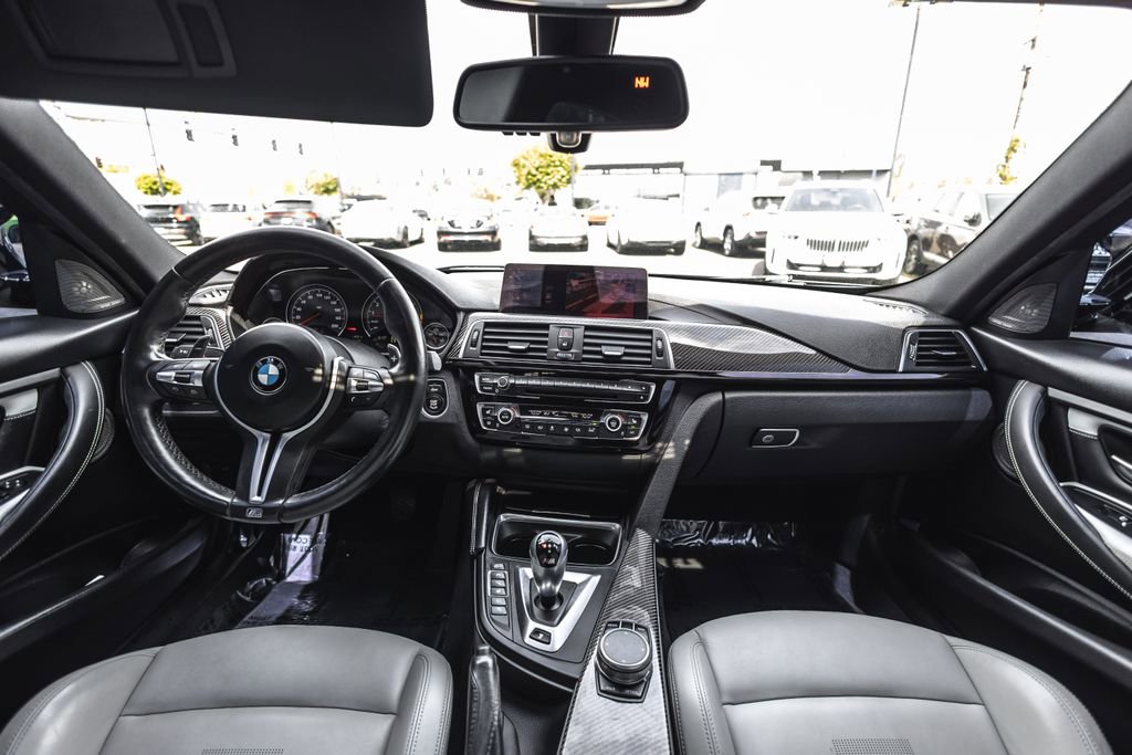 Used 2018 BMW M3 w/ Executive Package RWD image 19