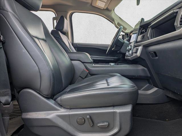 Used 2022 Ford Expedition XLT RWD image 16