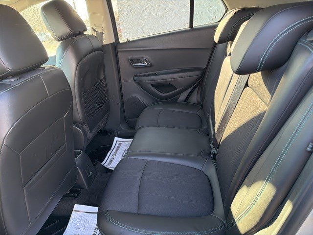 Used 2016 Chevrolet Trax LT w/ LT Convenience Package image 13