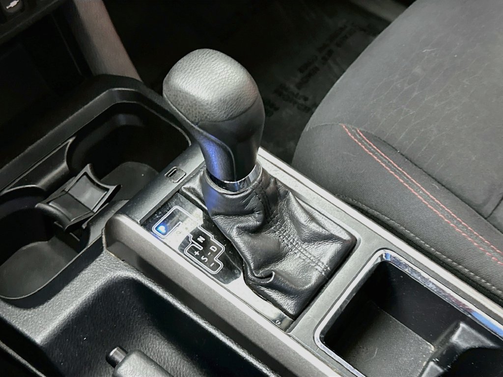 Used 2019 Toyota Tacoma SR5 AWD/4WD image 19