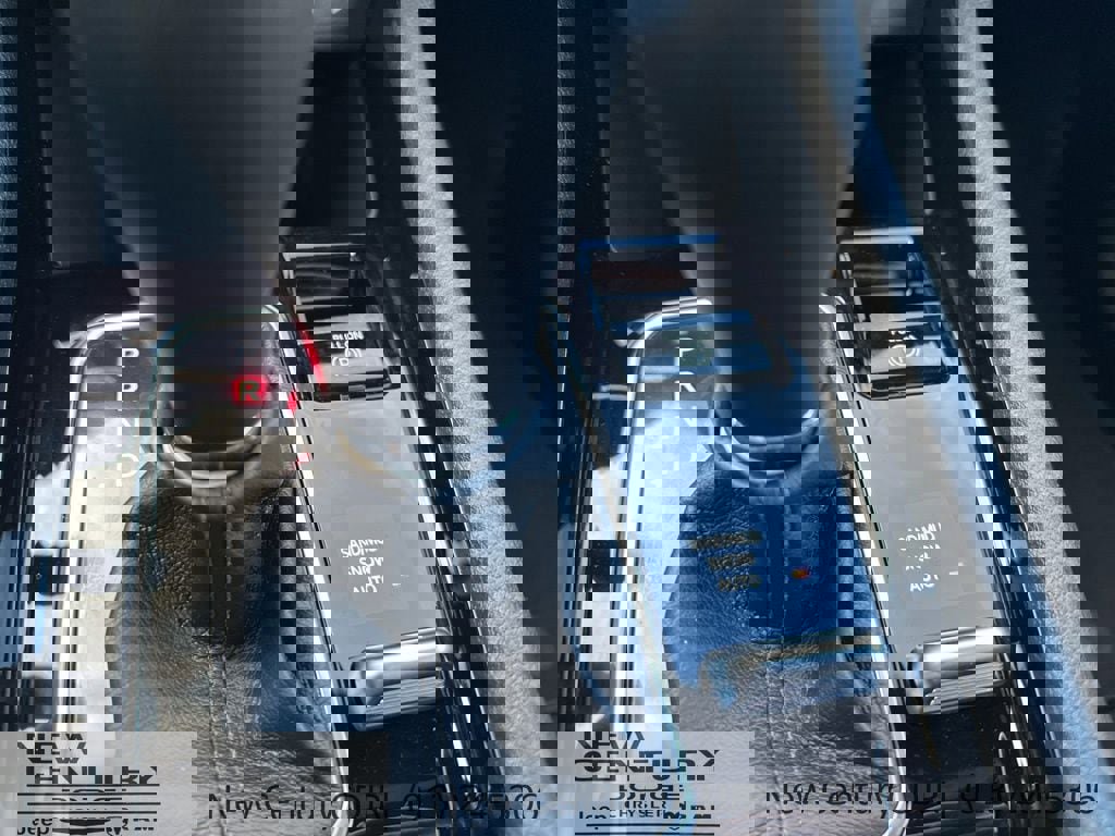 New 2026 Jeep Compass Latitude image 32