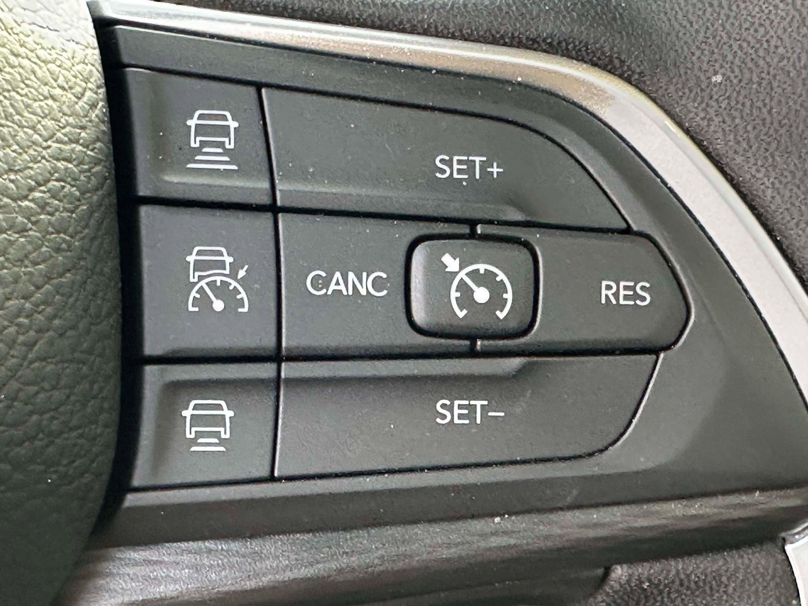 Used 2024 Jeep Grand Cherokee Altitude image 22