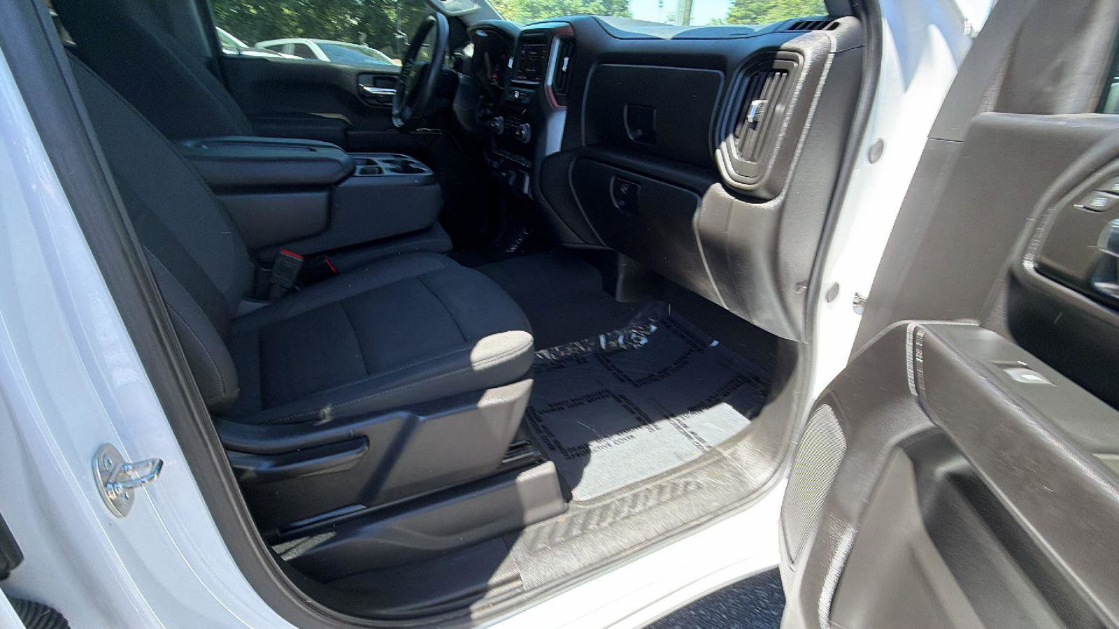 Used 2024 Chevrolet Silverado 2500 Custom w/ Custom Value Package AWD/4WD image 16