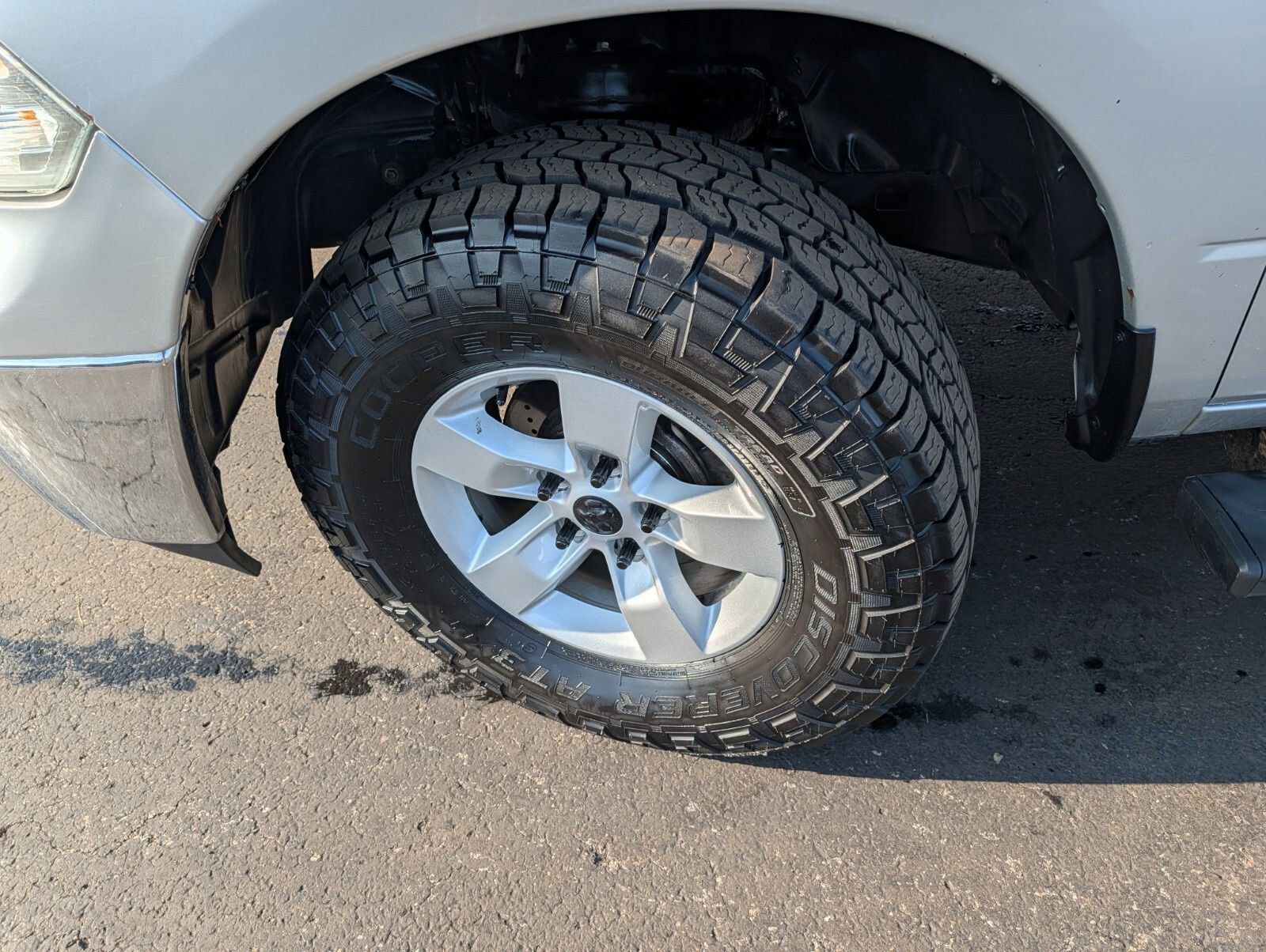 Used 2016 RAM 1500 Classic SLT image 15