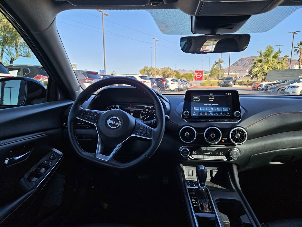 Used 2025 Nissan Sentra SR w/ SR Premium Package FWD image 10