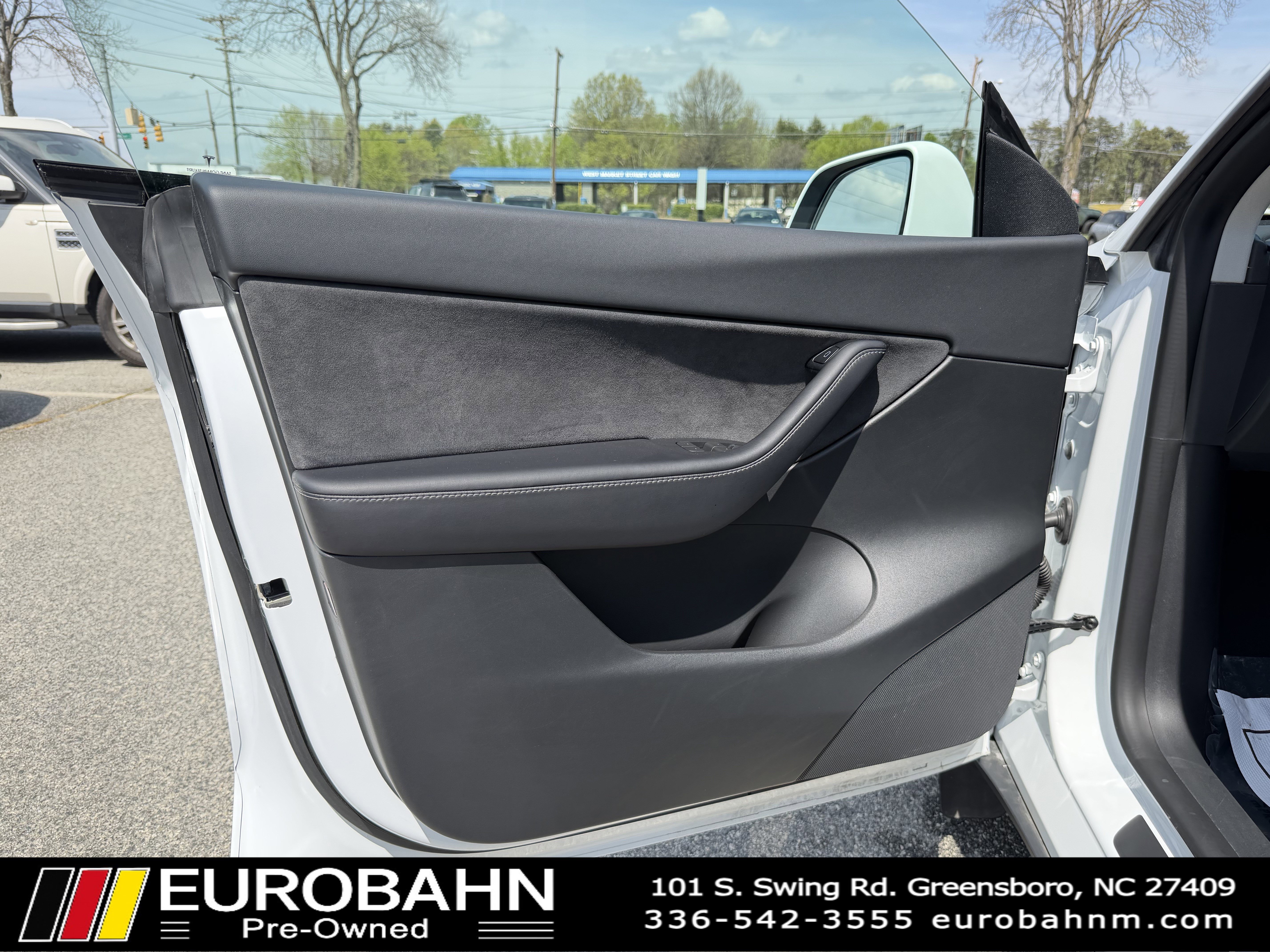 Used 2022 Tesla Model Y Long Range image 10