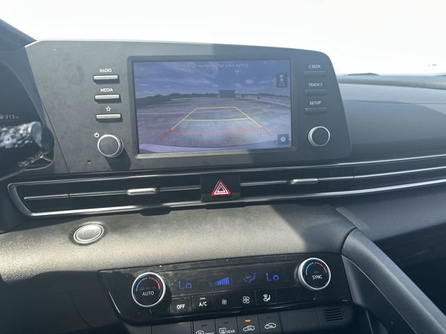 Used 2023 Hyundai Elantra SEL image 24