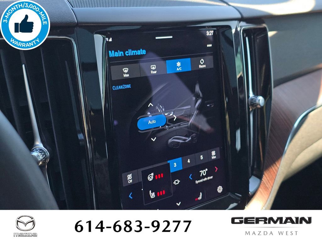 Used 2023 Volvo XC60 B5 Plus image 30