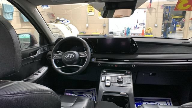 Certified 2023 Hyundai Palisade Limited AWD/4WD image 24