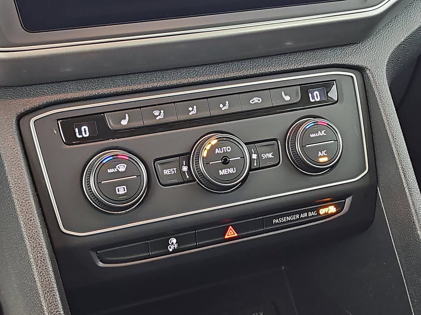 Used 2019 Volkswagen Atlas SE FWD image 23