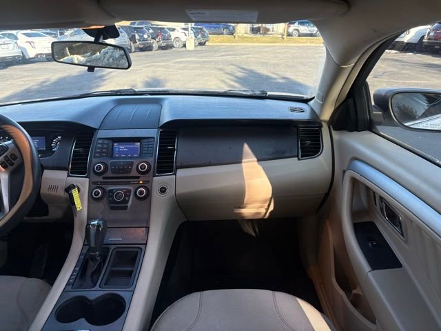 Used 2016 Ford Taurus SE FWD image 22