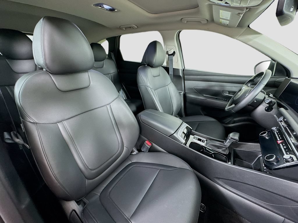 Used 2025 Hyundai Tucson SEL FWD image 30