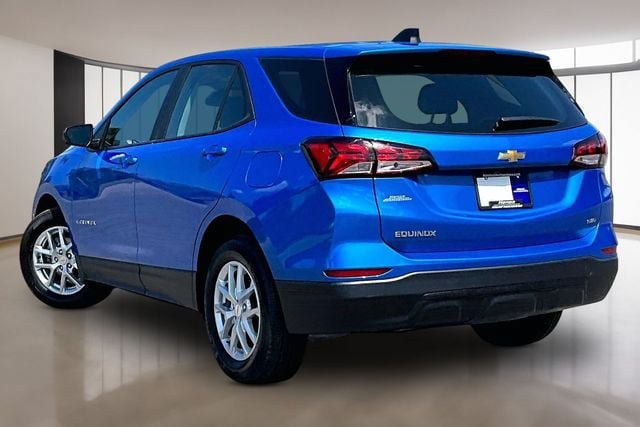 Used 2024 Chevrolet Equinox LS w/ LPO, Floor Liner Package FWD image 4