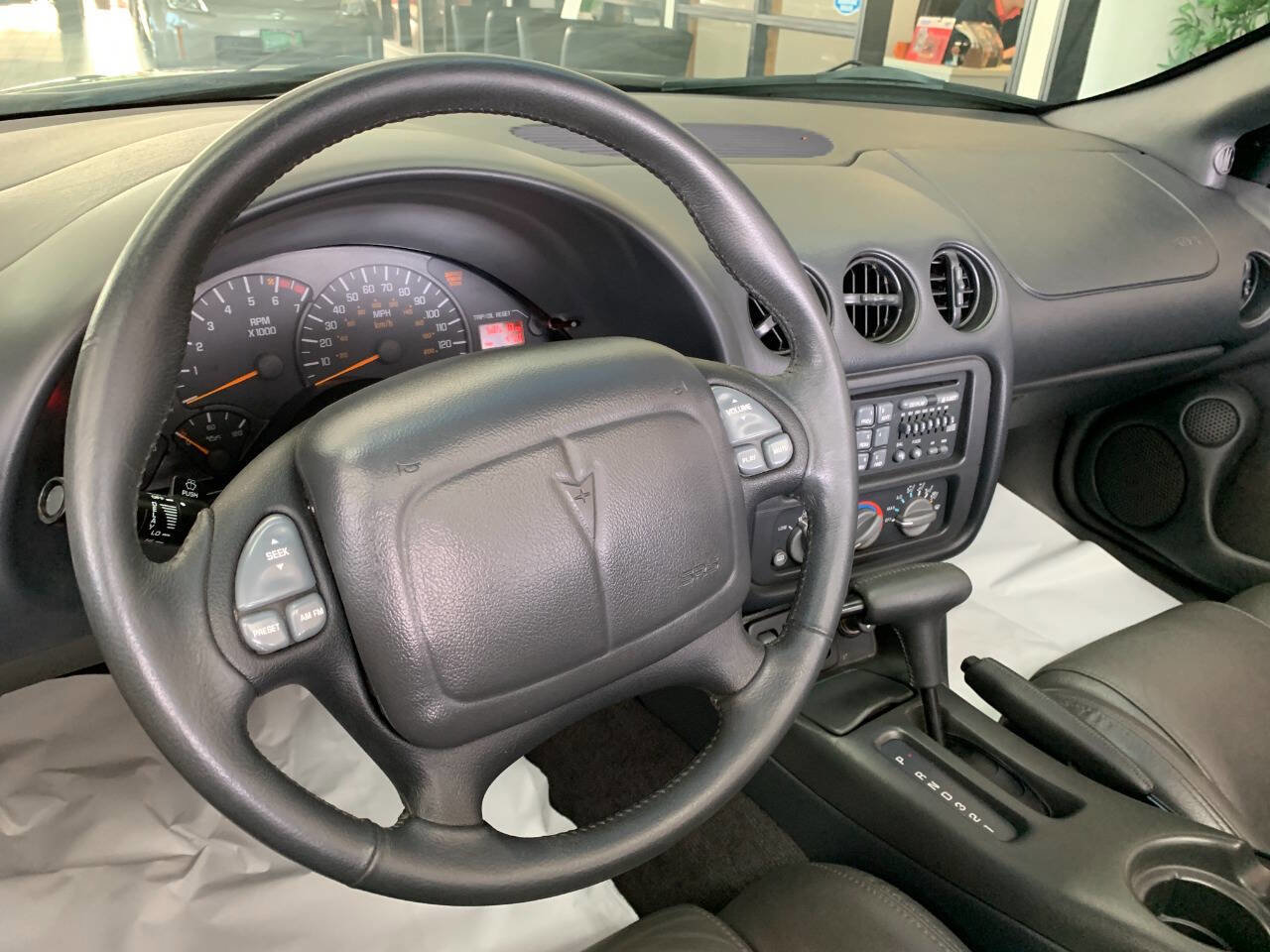 Used 1999 Pontiac Firebird Convertible image 9