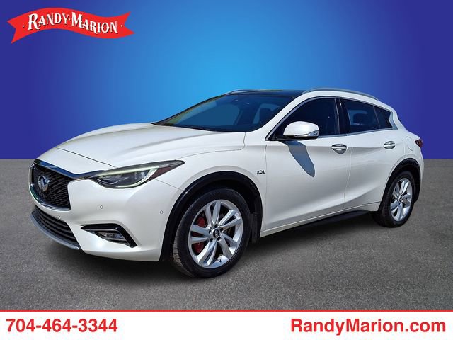 Used 2018 INFINITI QX30 Premium w/ Navigation Package FWD image 1