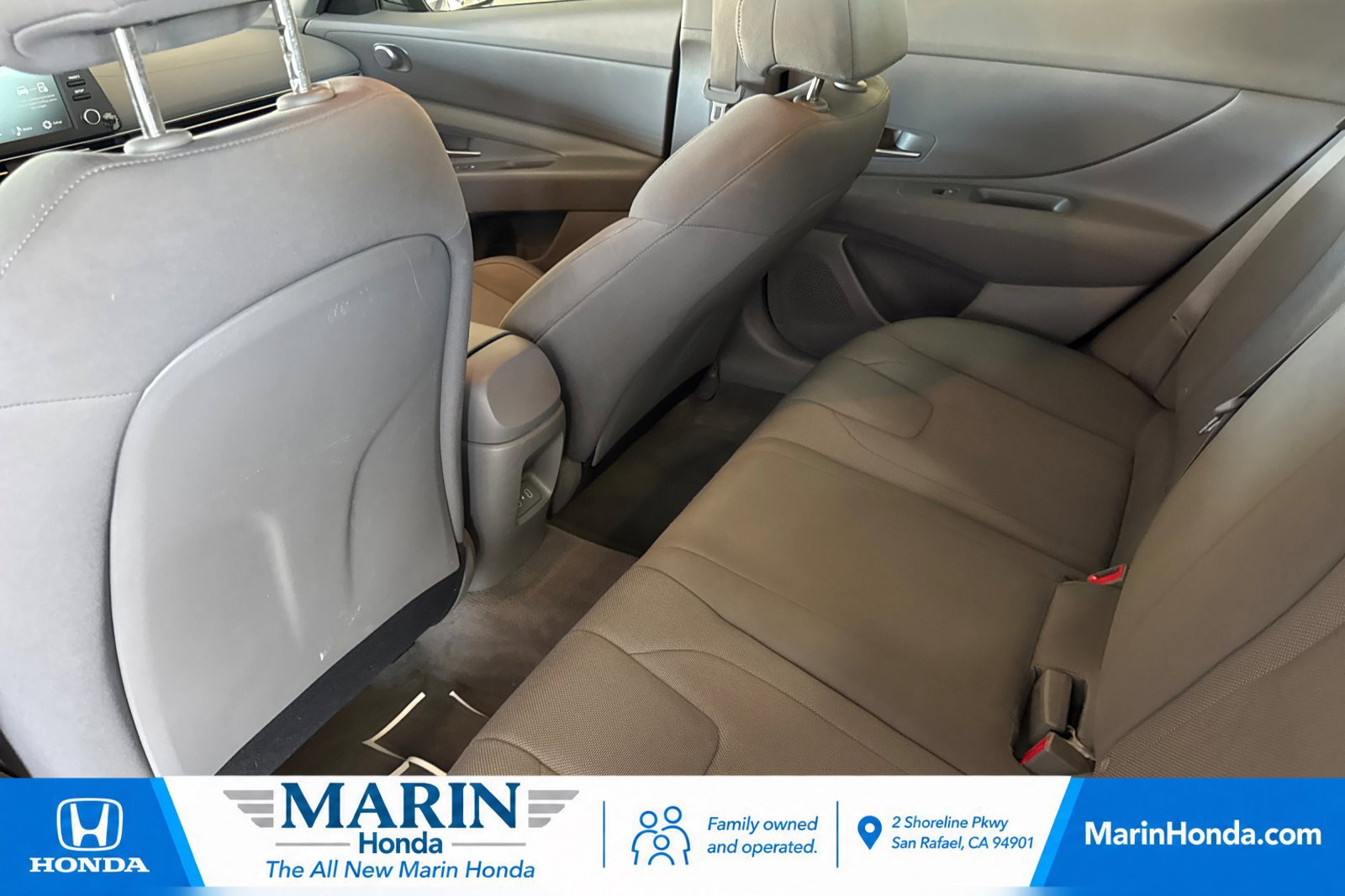 Used 2024 Hyundai Elantra SE FWD image 13