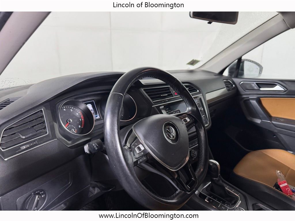 Used 2018 Volkswagen Tiguan SE image 33