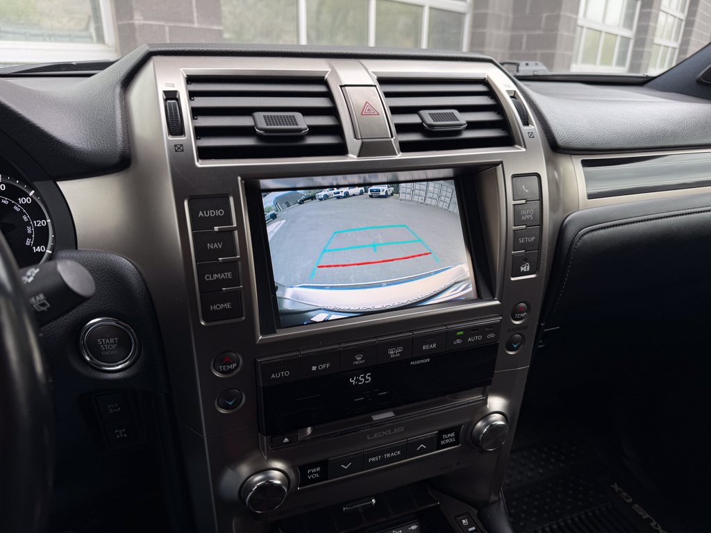 Used 2020 Lexus GX 460 Premium w/ Premium Package AWD/4WD image 38