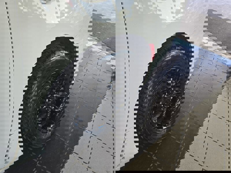 Used 2018 Chrysler Pacifica Touring Plus w/ Tire & Wheel Group image 36