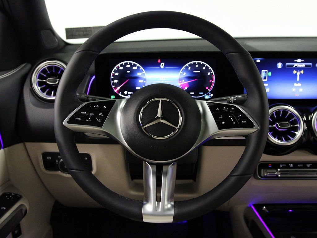 New 2026 Mercedes-Benz GLB 250 4MATIC image 8
