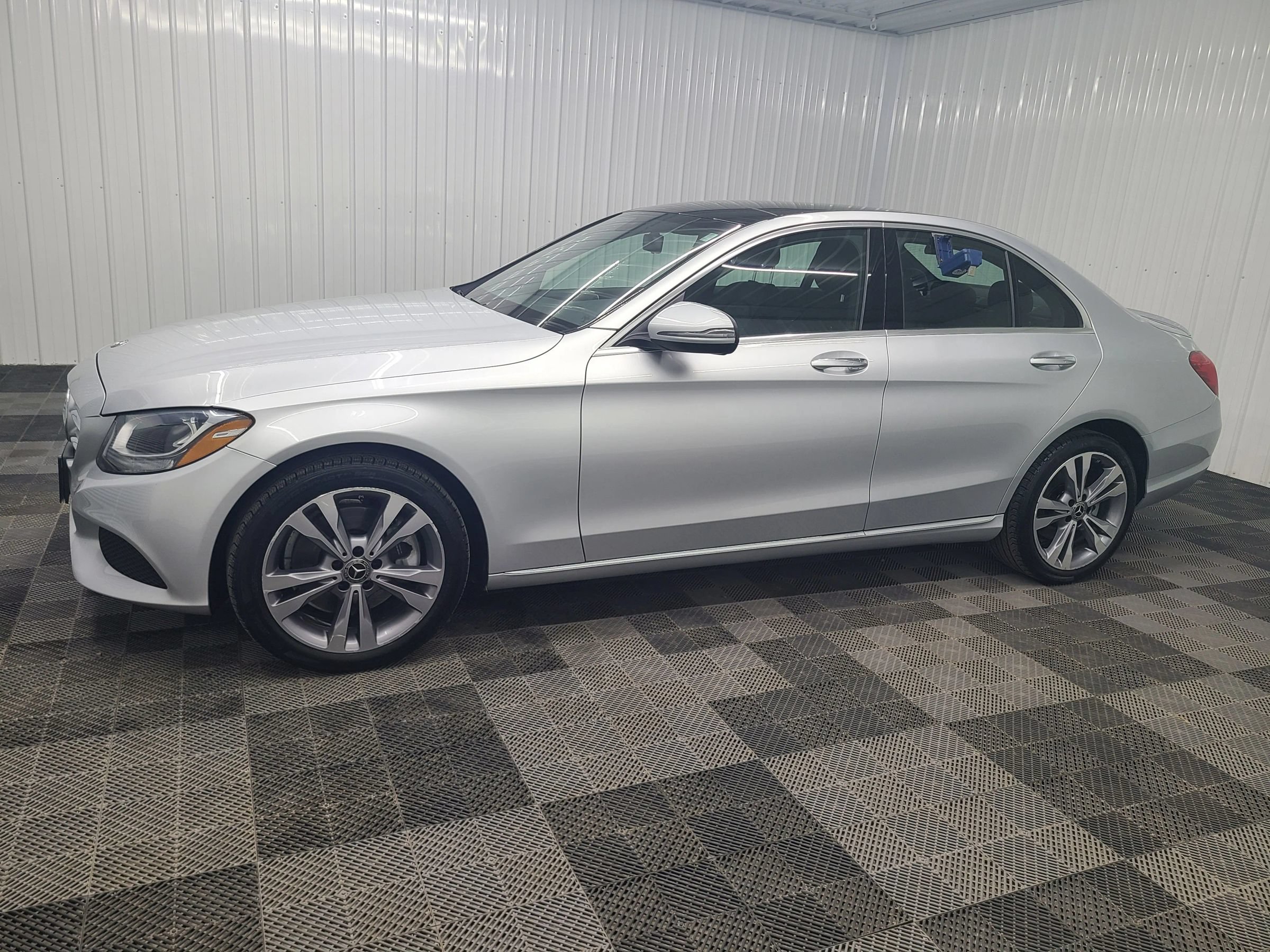 Used 2018 Mercedes-Benz C 300 4MATIC Sedan image 8