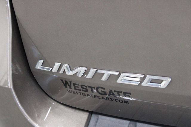 Used 2021 Ford Explorer Limited image 41