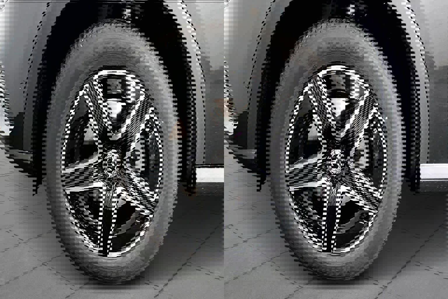 New 2026 Mercedes-Benz GLC 300 GLC 300 image 16