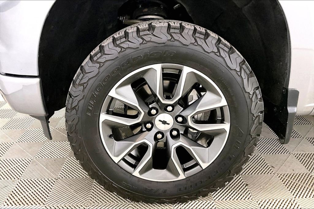 Used 2023 Chevrolet Silverado 1500 RST w/ RST All Star Premium Package AWD/4WD image 6