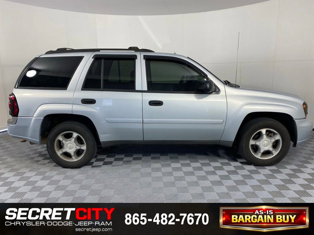 Used 2007 Chevrolet TrailBlazer LS w/ LS Preferred Equipment Group RWD image 8