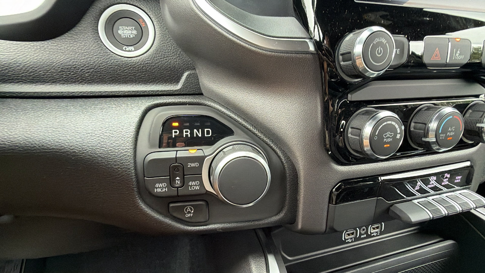 Certified 2026 RAM 1500 Express AWD/4WD image 26