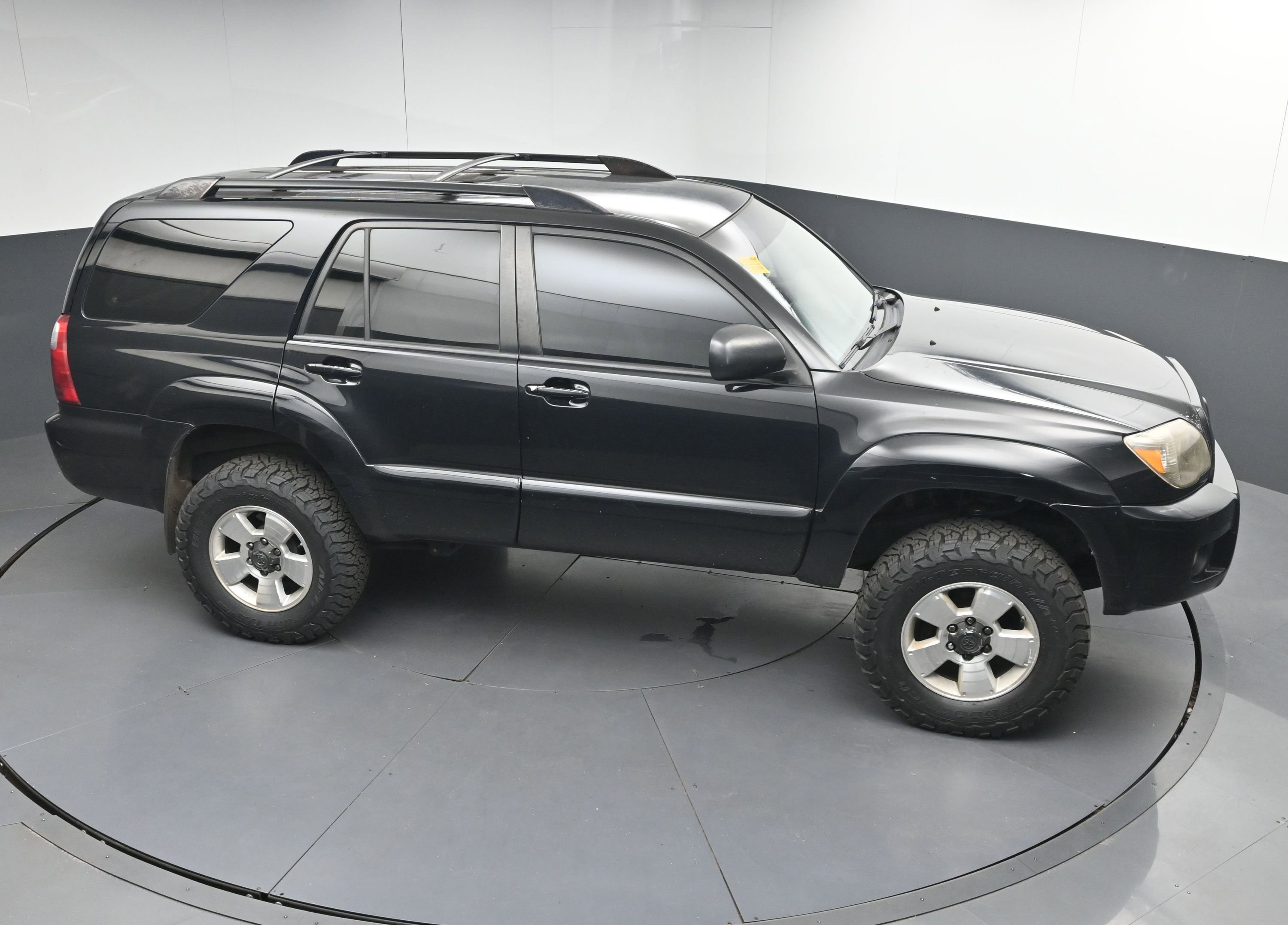 Used 2007 Toyota 4Runner SR5 AWD/4WD image 31