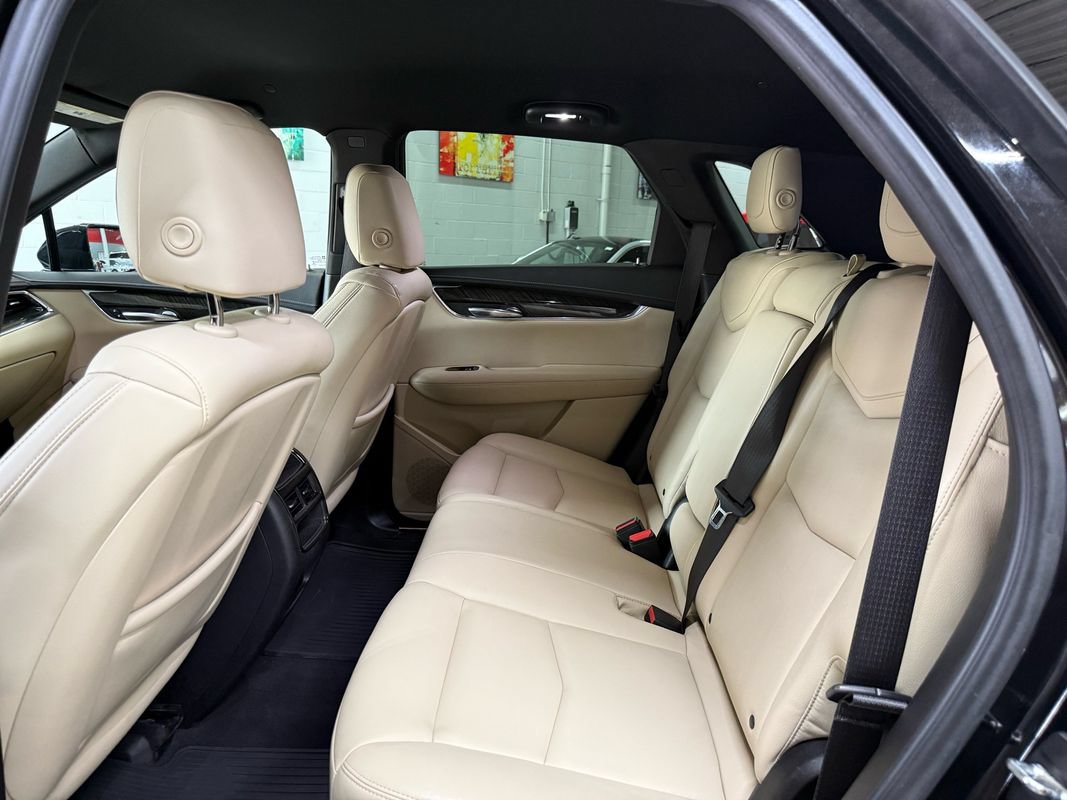 Used 2018 Cadillac XT5 AWD image 14