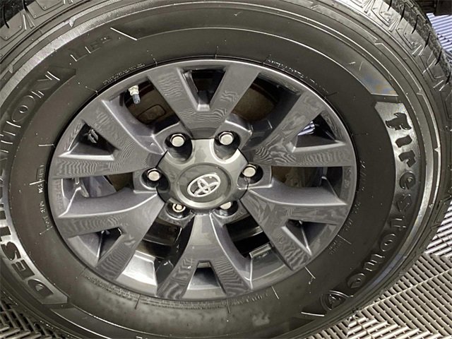 Used 2020 Toyota Tacoma SR5 image 26