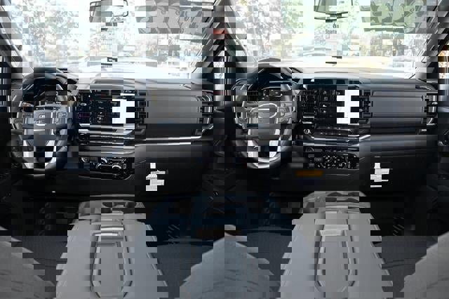 New 2024 GMC Sierra 1500 SLE w/ Preferred Package image 80