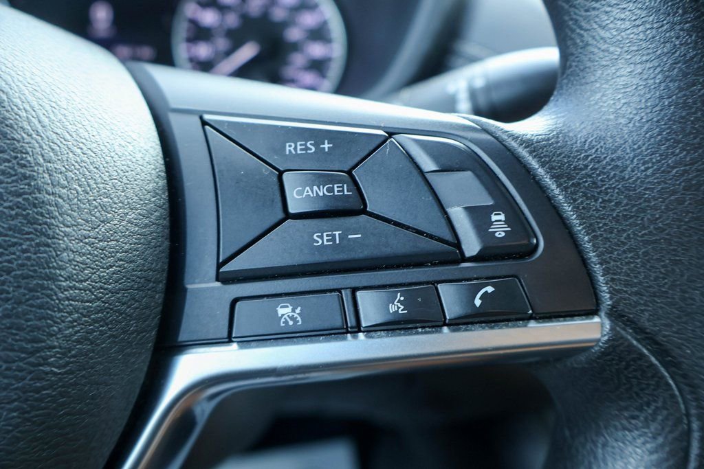 Used 2023 Nissan Sentra SV image 13