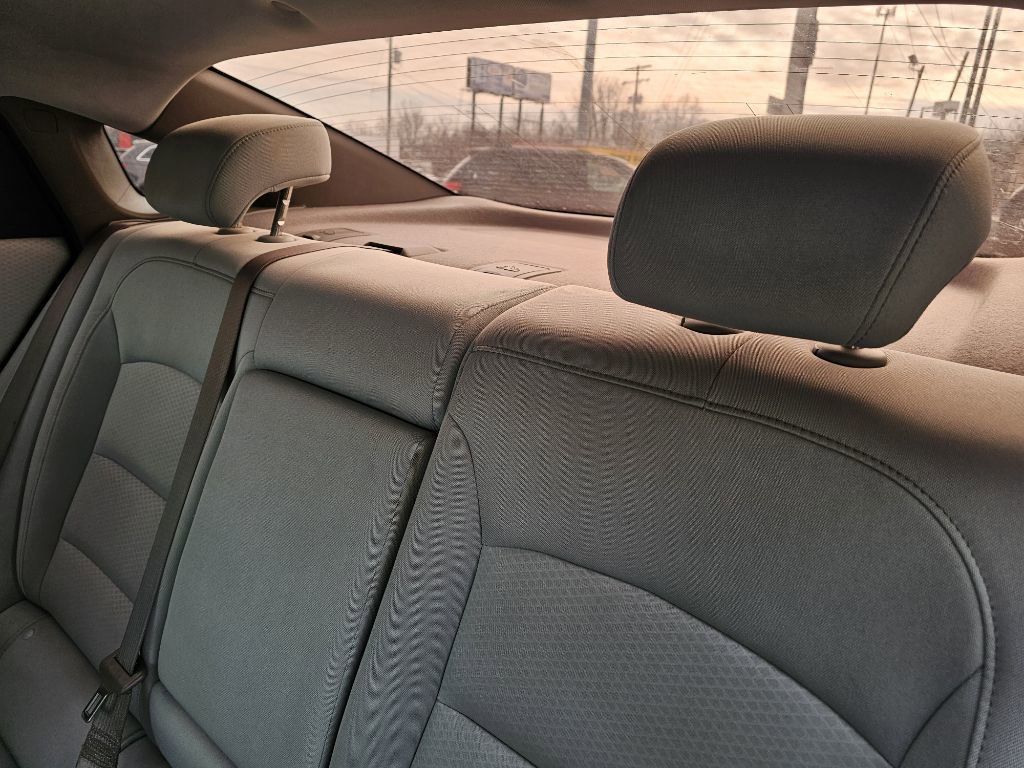 Used 2020 Chevrolet Malibu LT image 49