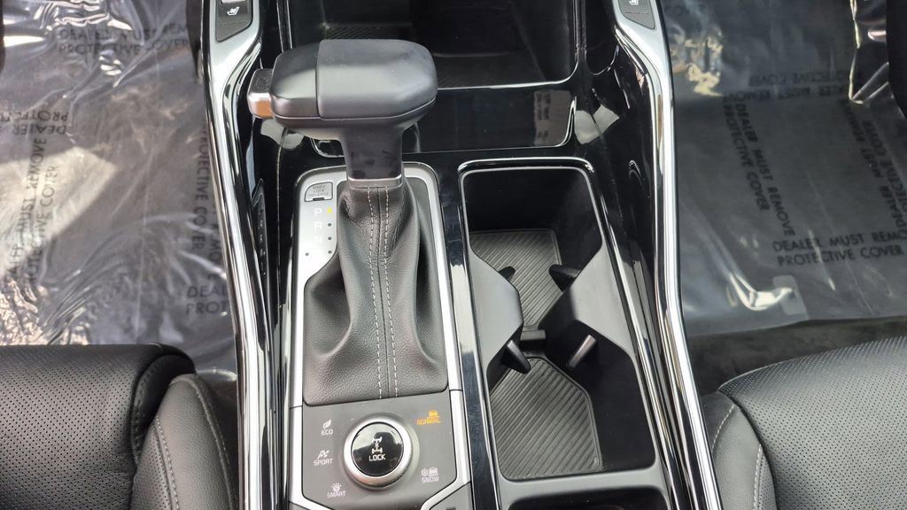 Used 2024 Kia Sorento SX Prestige image 10