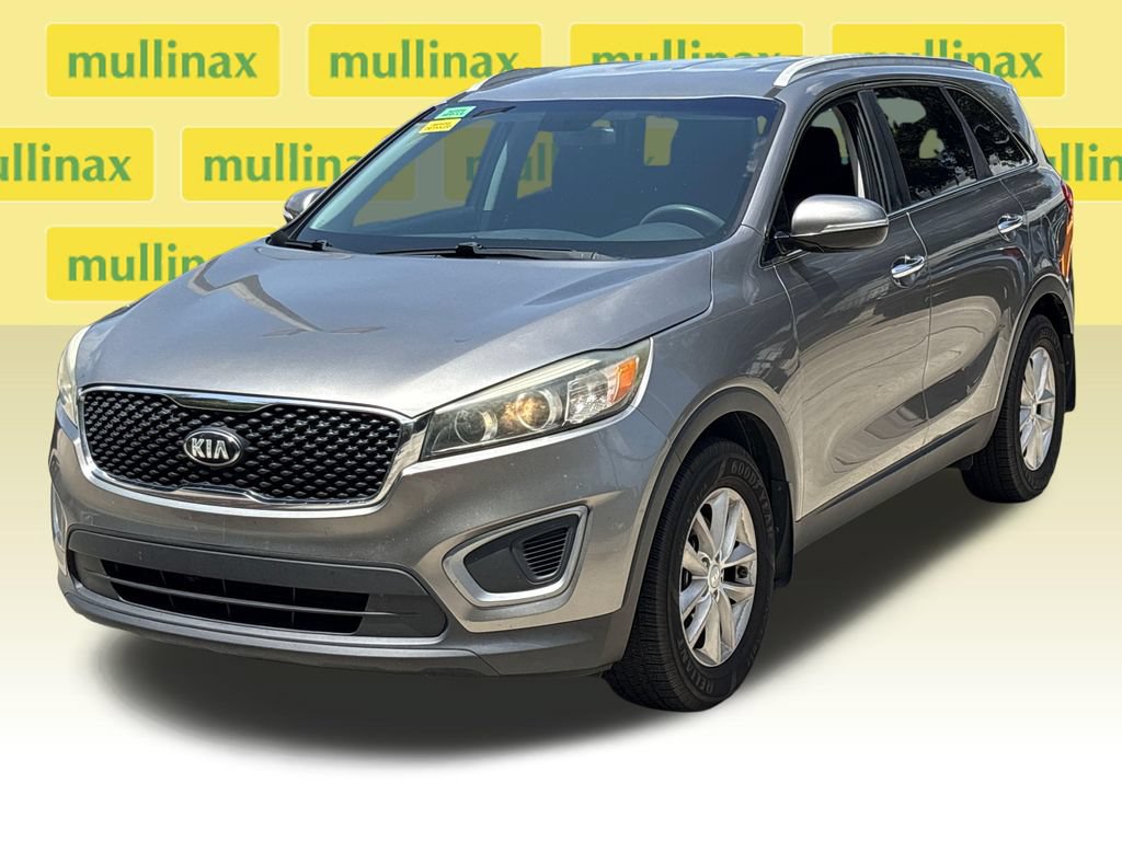 Used 2017 Kia Sorento FWD image 13