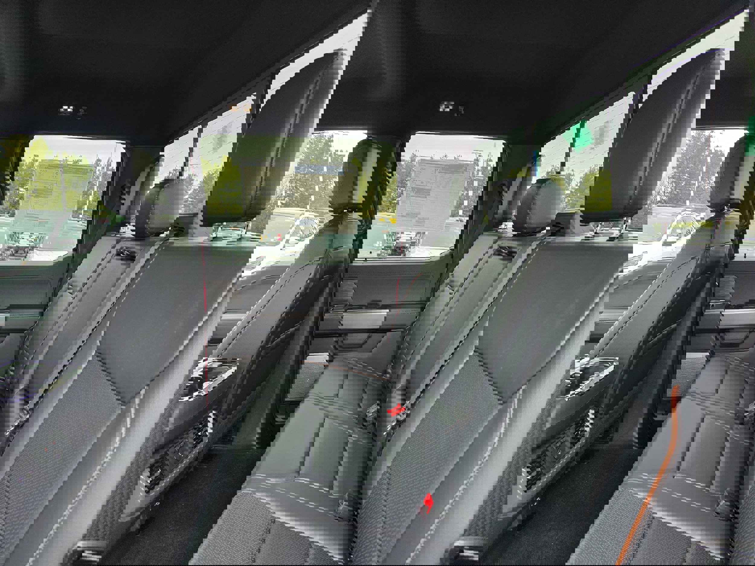 New 2025 Ford F150 Lariat w/ Equipment Group 502A High image 11