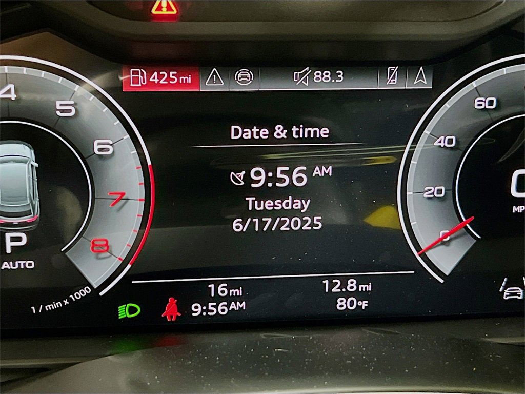 New 2025 Audi Q8 Premium image 13