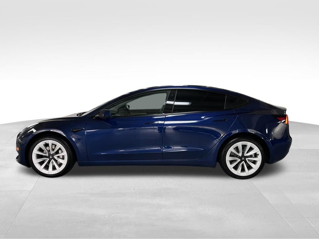 Used 2022 Tesla Model 3 image 2