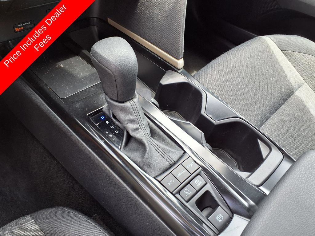 Used 2025 Toyota Camry LE FWD image 21