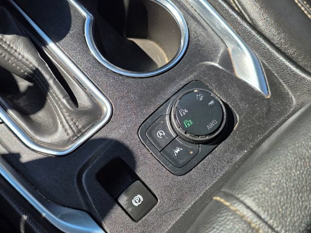 Used 2022 Chevrolet Traverse LT AWD/4WD image 26