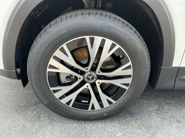 New 2025 Mercedes-Benz GLB 250 image 11