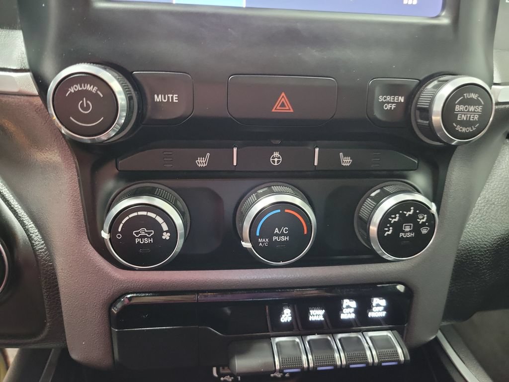 Used 2024 RAM 1500 Big Horn AWD/4WD image 44